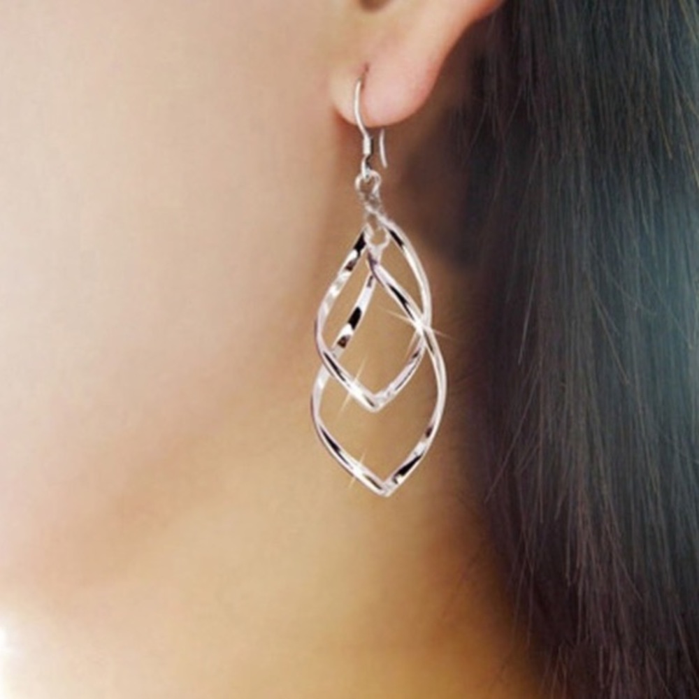 Silver Elegant Twirling Leaves Earrings